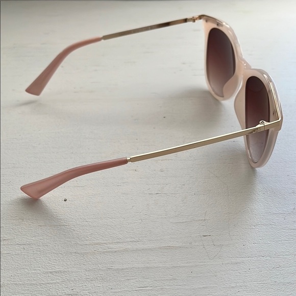 LUCKY BRAND NWOT Blush Gold Cardiff Sunglasses - Picture 7 of 9